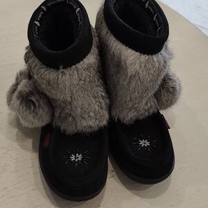 Mukluks waterproof boots in collab with Softmoc black